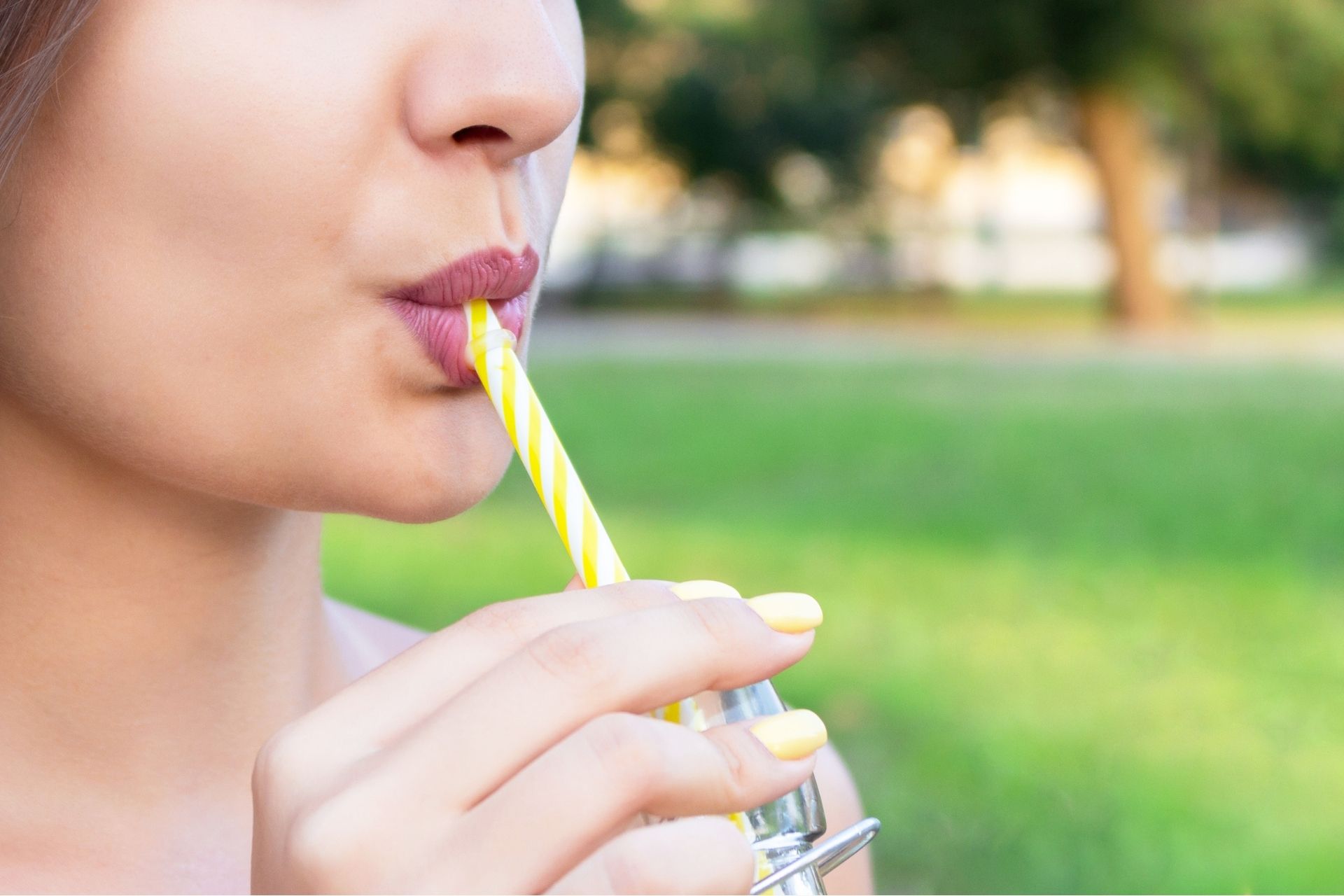 using straws after lip fillers